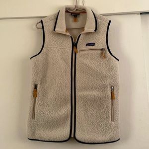 Patagonia Cozy and Warm Retro Pile Fleece Vest NWOT
